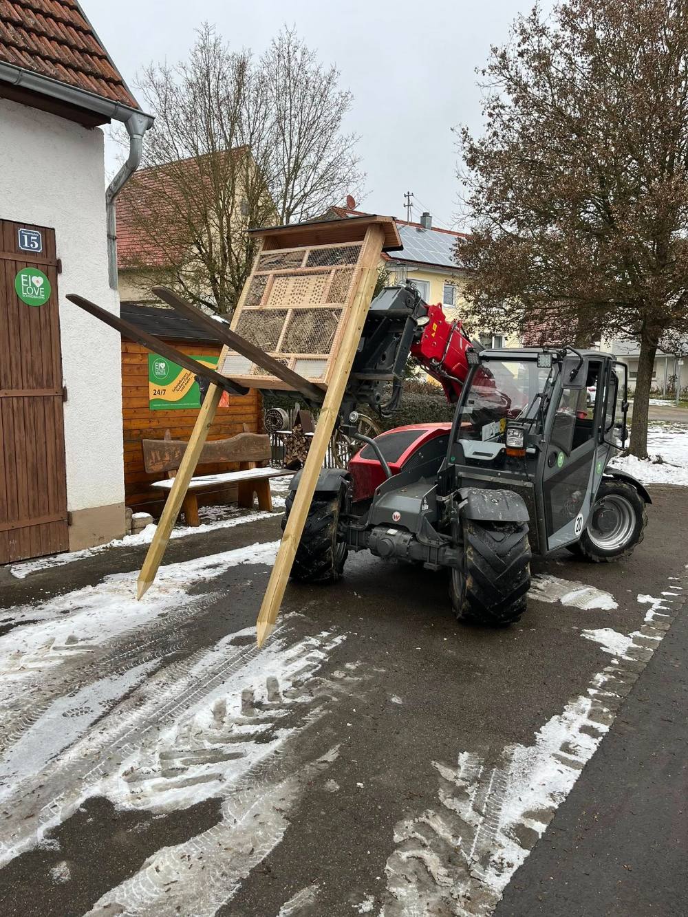 Futtermischer mit ei-love Aufklebern